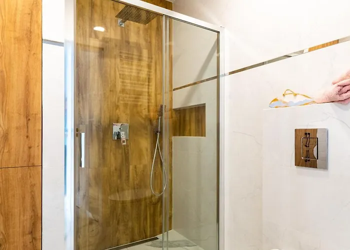 Struga Park Morski Ustka -przewloka *