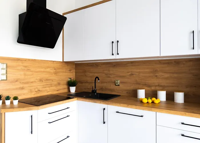 Struga Park Morski Ustka -przewloka *