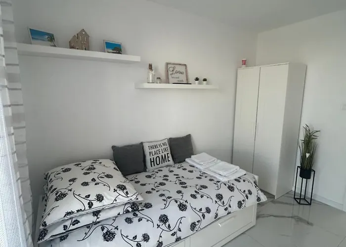 Struga Park Morski Ustka -przewloka Przewloka (Pomerania)